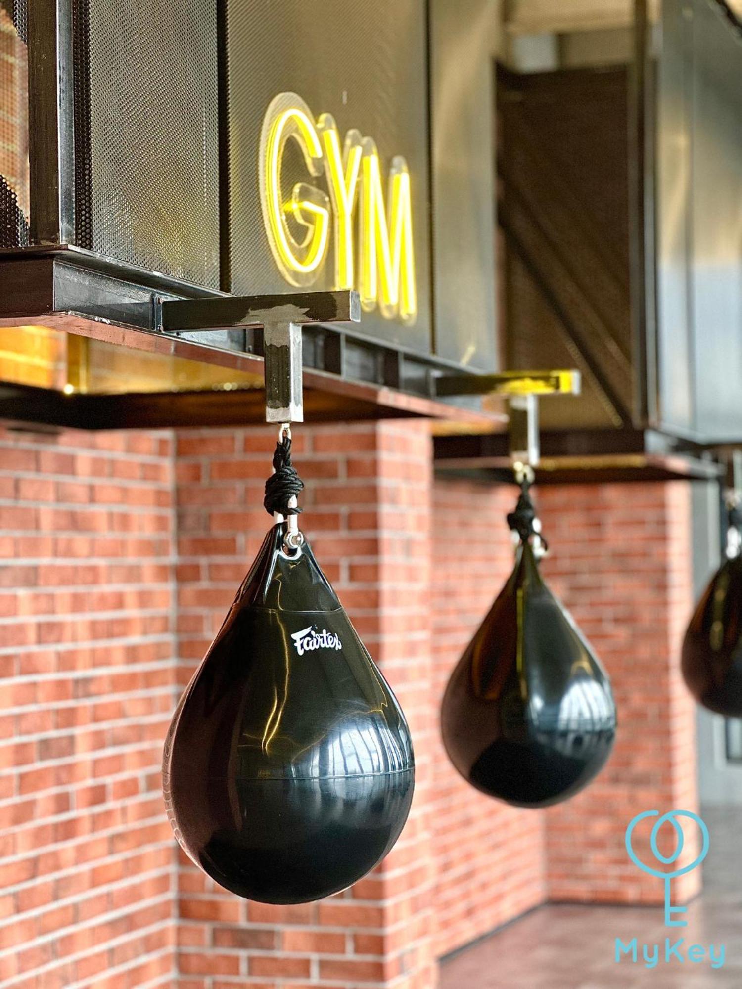 דירות קואלה לומפור Millerz Square By Mykey מראה חיצוני תמונה Heavy bag