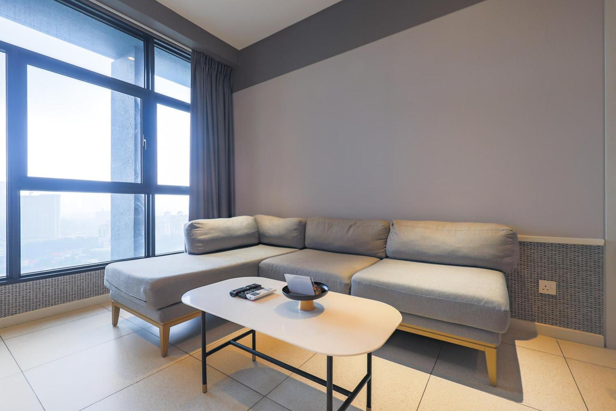 דירות קואלה לומפור Millerz Square By Mykey מראה חיצוני תמונה A 3D rendering of a living room