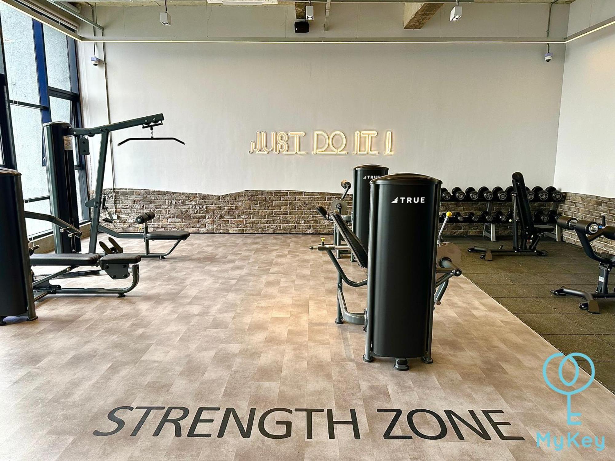 דירות קואלה לומפור Millerz Square By Mykey מראה חיצוני תמונה Strength Zone